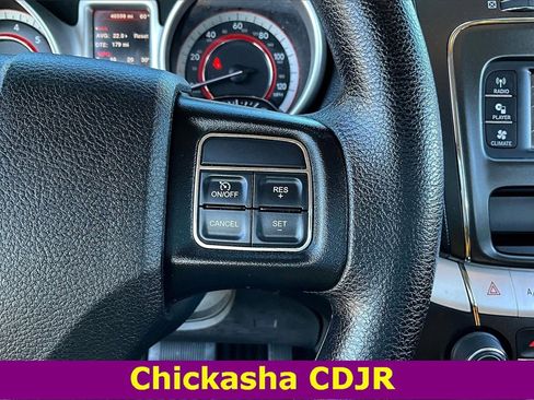 Used 2020 Dodge Journey SE image 12