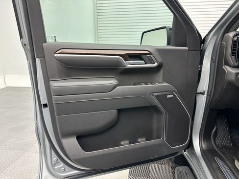Certified 2026 GMC Sierra 1500 Elevation w/ Elevation Premium Package AWD/4WD image 14