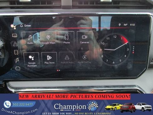 Used 2024 GMC Sierra 2500 AT4 w/ AT4 Premium Plus Package AWD/4WD image 16
