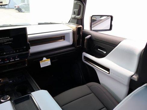 New 2025 GMC Hummer EV 3X w/ Battery Pack, 24 Module Pack image 13
