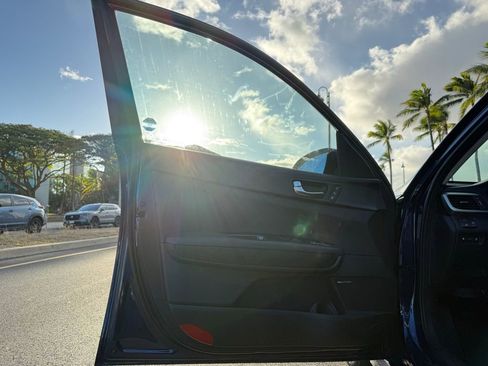 Used 2020 Kia Optima Premium image 13