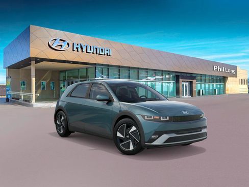 New 2026 Hyundai Ioniq 5 SE AWD/4WD image 2