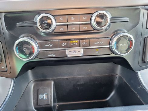 Used 2024 Ford F150 XLT w/ Mobile Office Package image 18