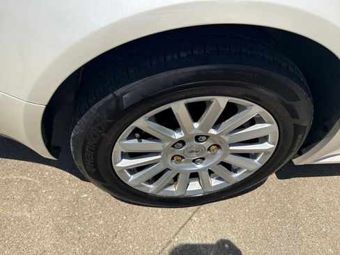 Used 2011 Cadillac CTS Sedan RWD image 18