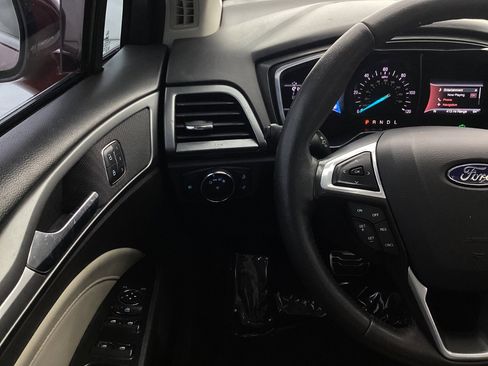 Used 2016 Ford Fusion Energi Titanium w/ Driver Assist Package image 31