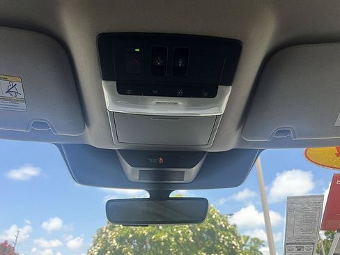 Certified 2024 Nissan Pathfinder Platinum AWD/4WD image 31