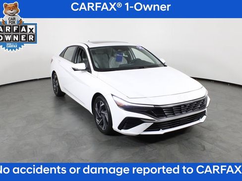 Certified 2024 Hyundai Elantra Limited FWD image 5