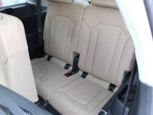 Used 2023 Audi Q7 3.0T Premium Plus w/ Premium Plus Package AWD/4WD image 24