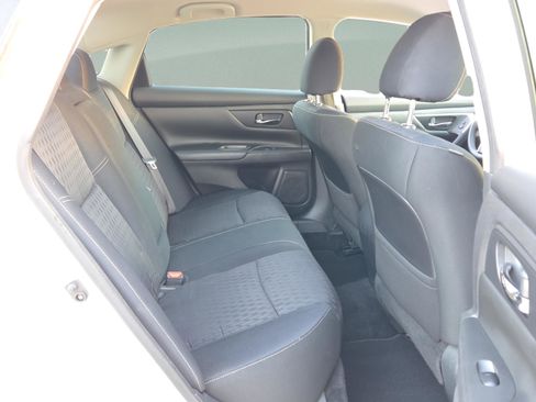 Used 2018 Nissan Altima 2.5 S w/ S Convenience Package image 16