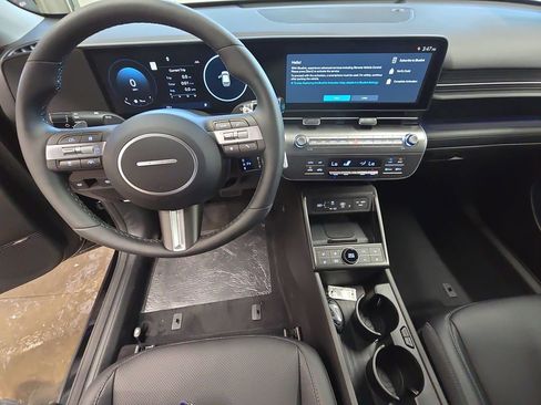 New 2026 Hyundai Kona Limited FWD image 16