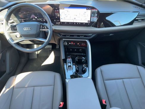 New 2025 Audi Q5 Premium Plus image 17