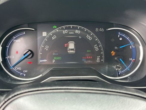 Used 2024 Toyota RAV4 LE AWD/4WD image 22