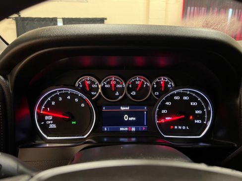 Used 2020 Chevrolet Silverado 1500 LT w/ Trailering Package image 21