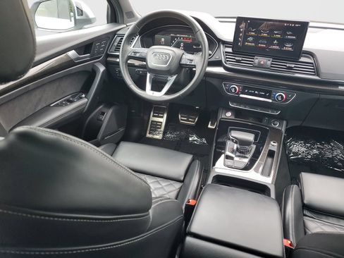 Used 2023 Audi SQ5 Premium Plus w/ Premium Plus Package AWD/4WD image 11