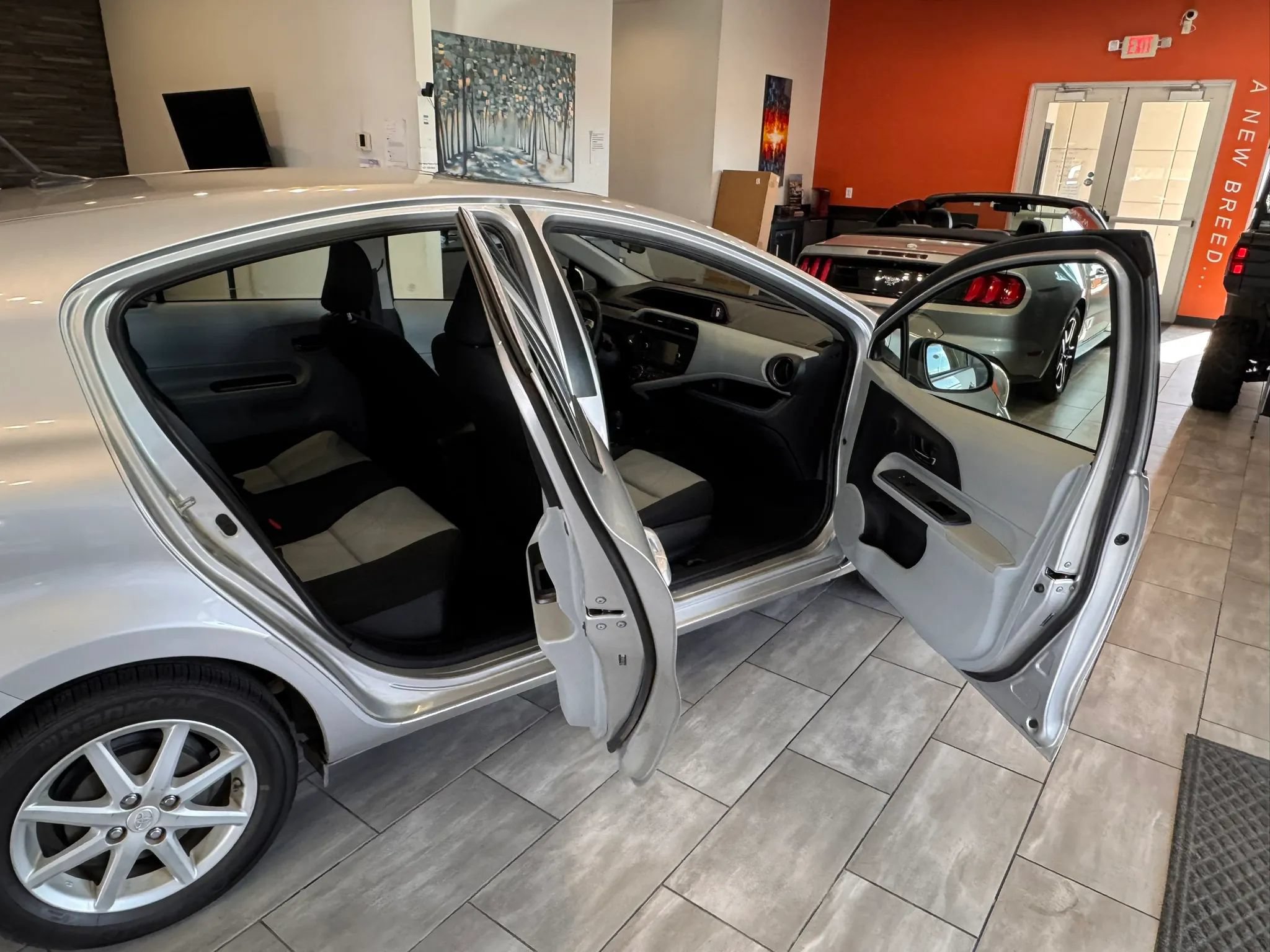 Used 2012 Toyota Prius C Three FWD image 14