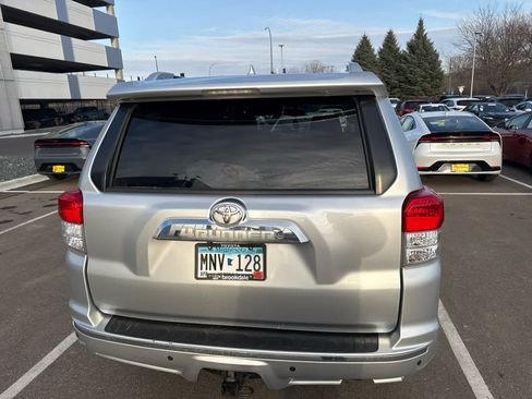 Used 2012 Toyota 4Runner SR5 w/ Convenience Pkg image 3