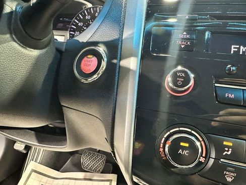 Used 2013 Nissan Altima 2.5 S FWD image 15