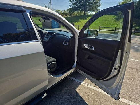 Used 2012 Chevrolet Equinox LT w/ Driver Convenience Package image 18