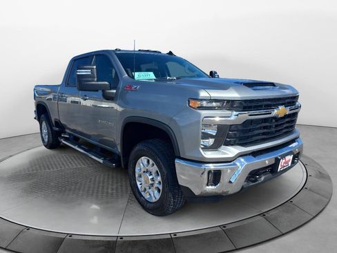New 2026 Chevrolet Silverado 2500 LT w/ All Star Edition AWD/4WD image 7
