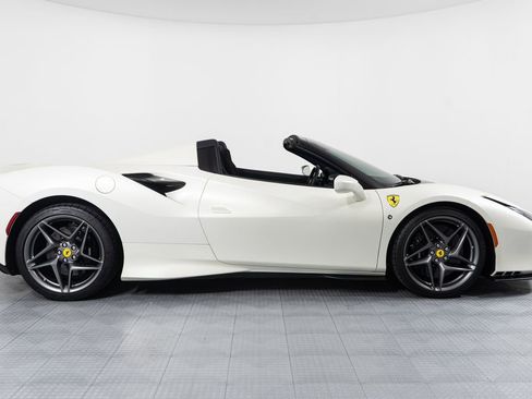 Certified 2023 Ferrari F8 Tributo image 5