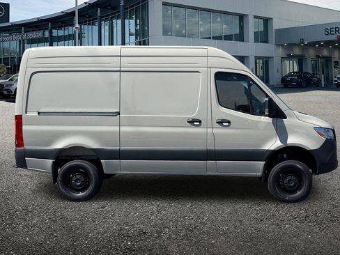 New 2026 Mercedes-Benz Sprinter 2500 image 3
