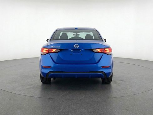 Used 2025 Nissan Sentra SV FWD image 7