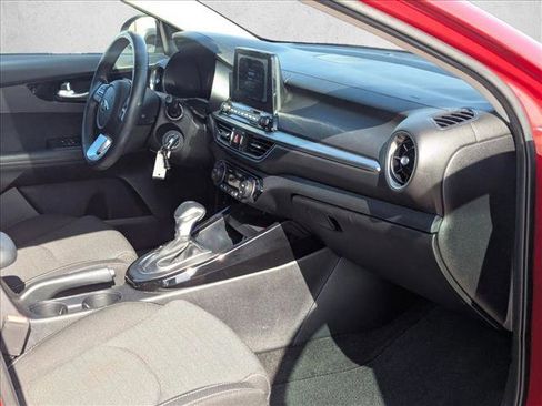Used 2019 Kia Forte S w/ S Premium Package image 21