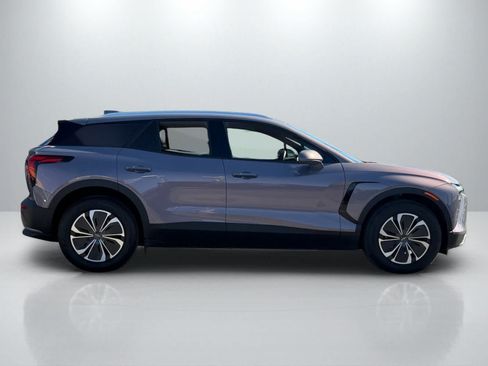 Used 2024 Chevrolet Blazer EV LT AWD/4WD image 8