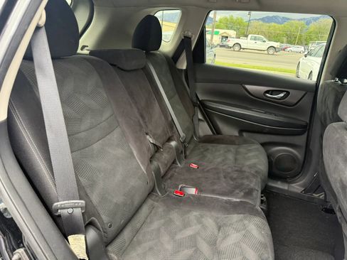 Used 2014 Nissan Rogue SV AWD/4WD image 20