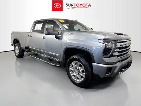 Used 2025 Chevrolet Silverado 3500 High Country w/ High Country Premium Package AWD/4WD image 1
