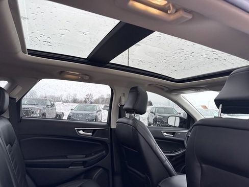 Used 2024 Ford Edge SEL w/ Convenience Package image 18