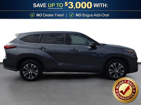 Used 2020 Toyota Highlander XLE image 8