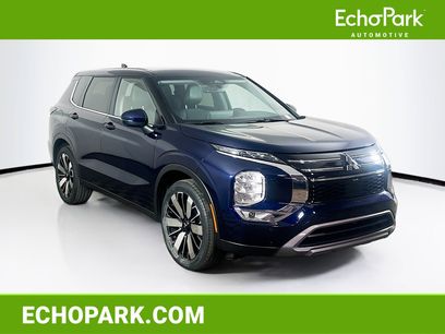 Used 2025 Mitsubishi Outlander SE