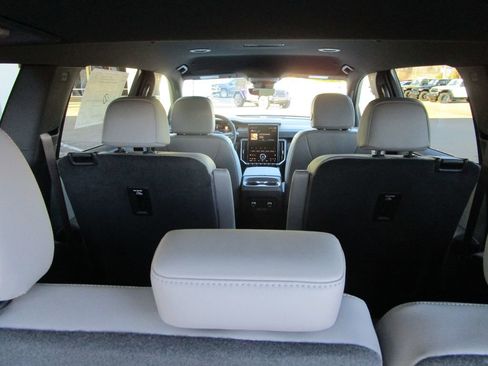 New 2026 GMC Acadia Elevation w/ Black Edition image 13