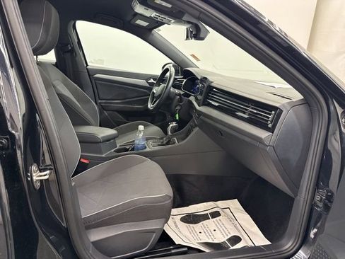 Used 2025 Volkswagen Jetta Sport FWD image 14