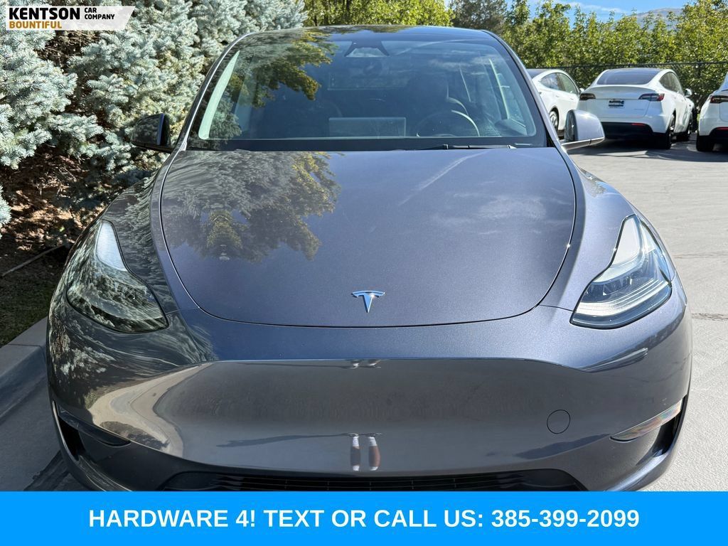 Used 2023 Tesla Model Y Long Range AWD/4WD image 2