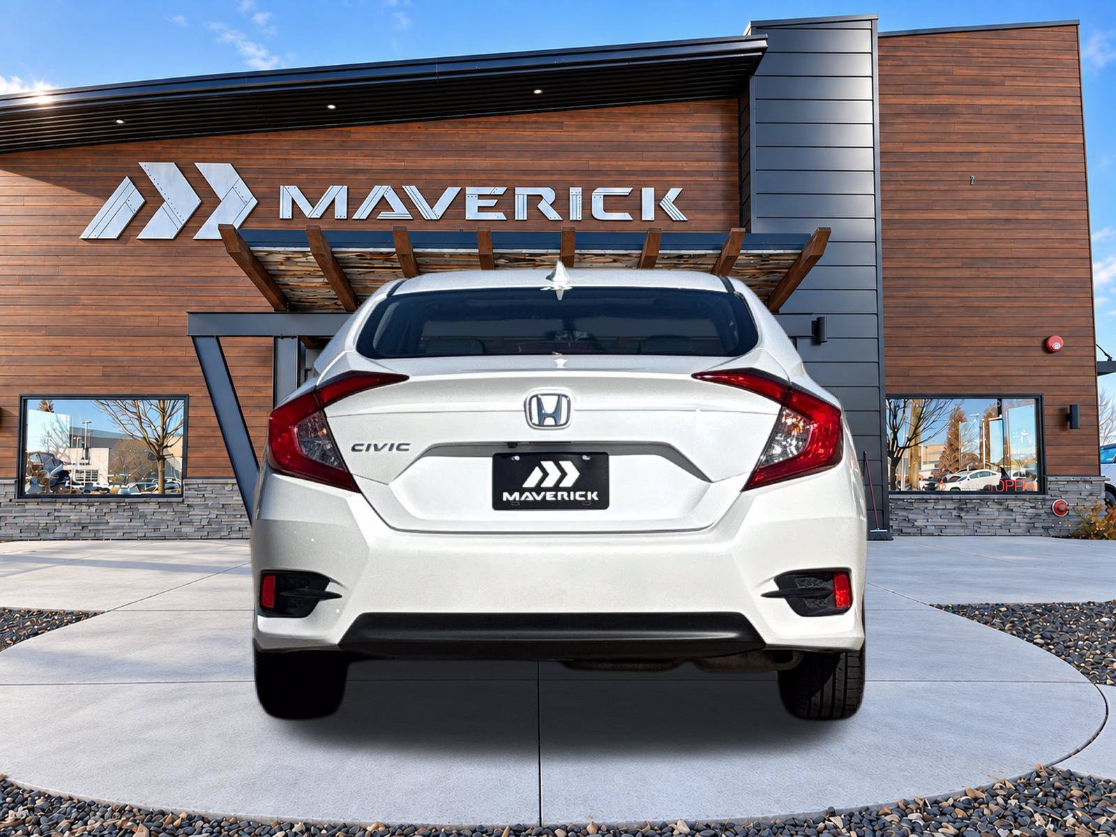 Used 2018 Honda Civic EX image 8