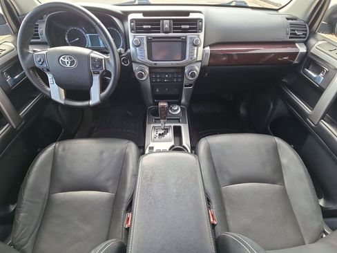 Used 2015 Toyota 4Runner Limited image 21