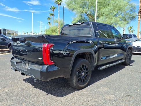 Used 2025 Toyota Tundra Limited AWD/4WD image 5