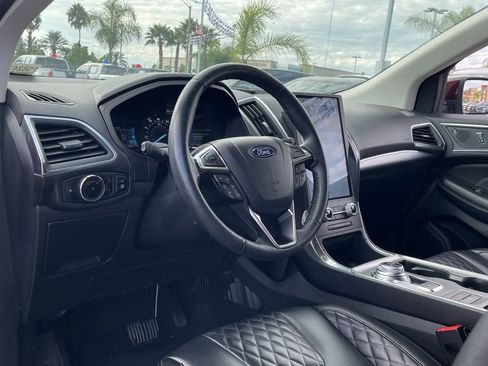 Used 2024 Ford Edge Titanium image 16