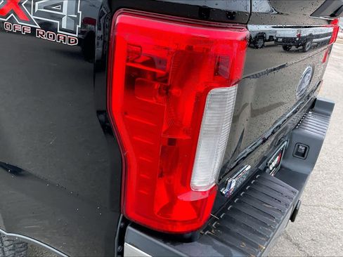 Used 2018 Ford F250 XL w/ STX Appearance Package image 27