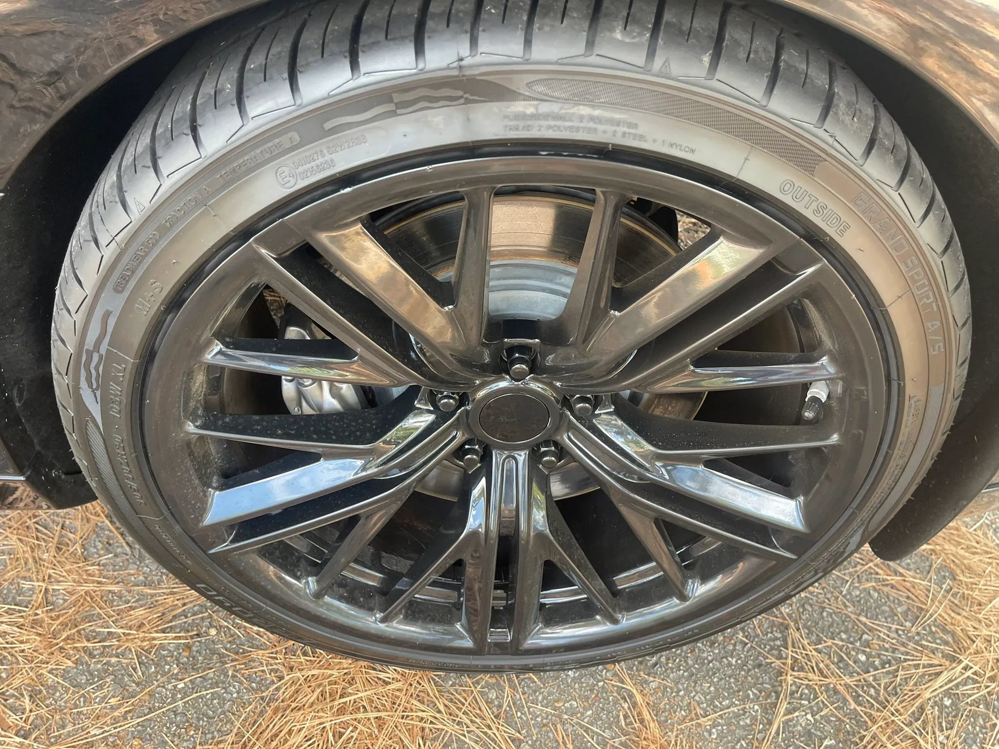 Used 2019 Chevrolet Camaro ZL1 RWD image 11