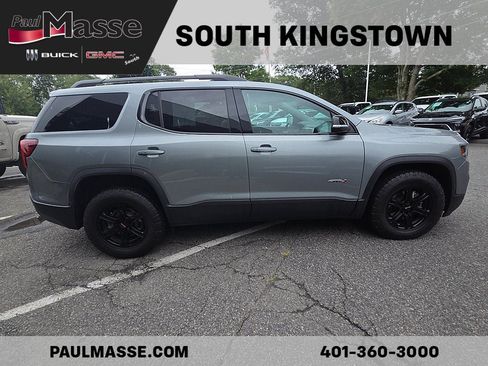 Used 2023 GMC Acadia AT4 w/ Technology Package AWD/4WD image 4