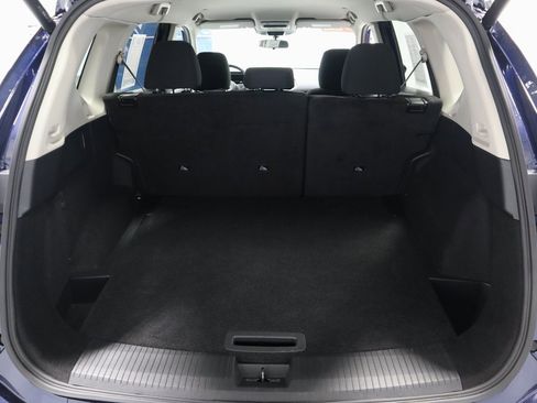 Certified 2024 Nissan Rogue SV image 15