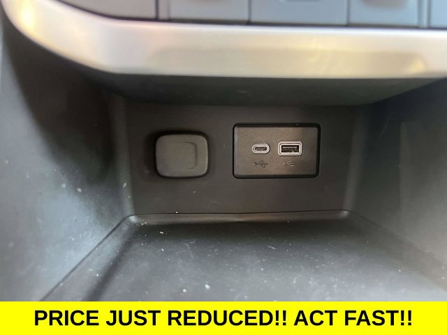 Used 2023 GMC Acadia SLE FWD image 33