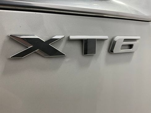 Used 2024 Cadillac XT6 Sport w/ Platinum Package image 8