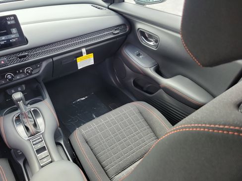 New 2026 Honda HR-V Sport image 4