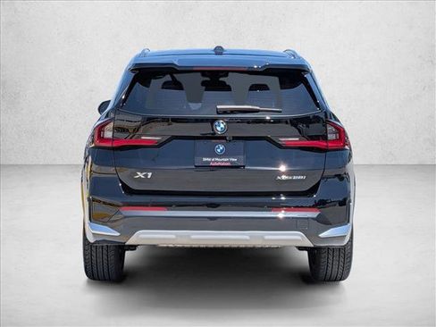 Used 2025 BMW X1 xDrive28i w/ Convenience Package AWD/4WD image 7