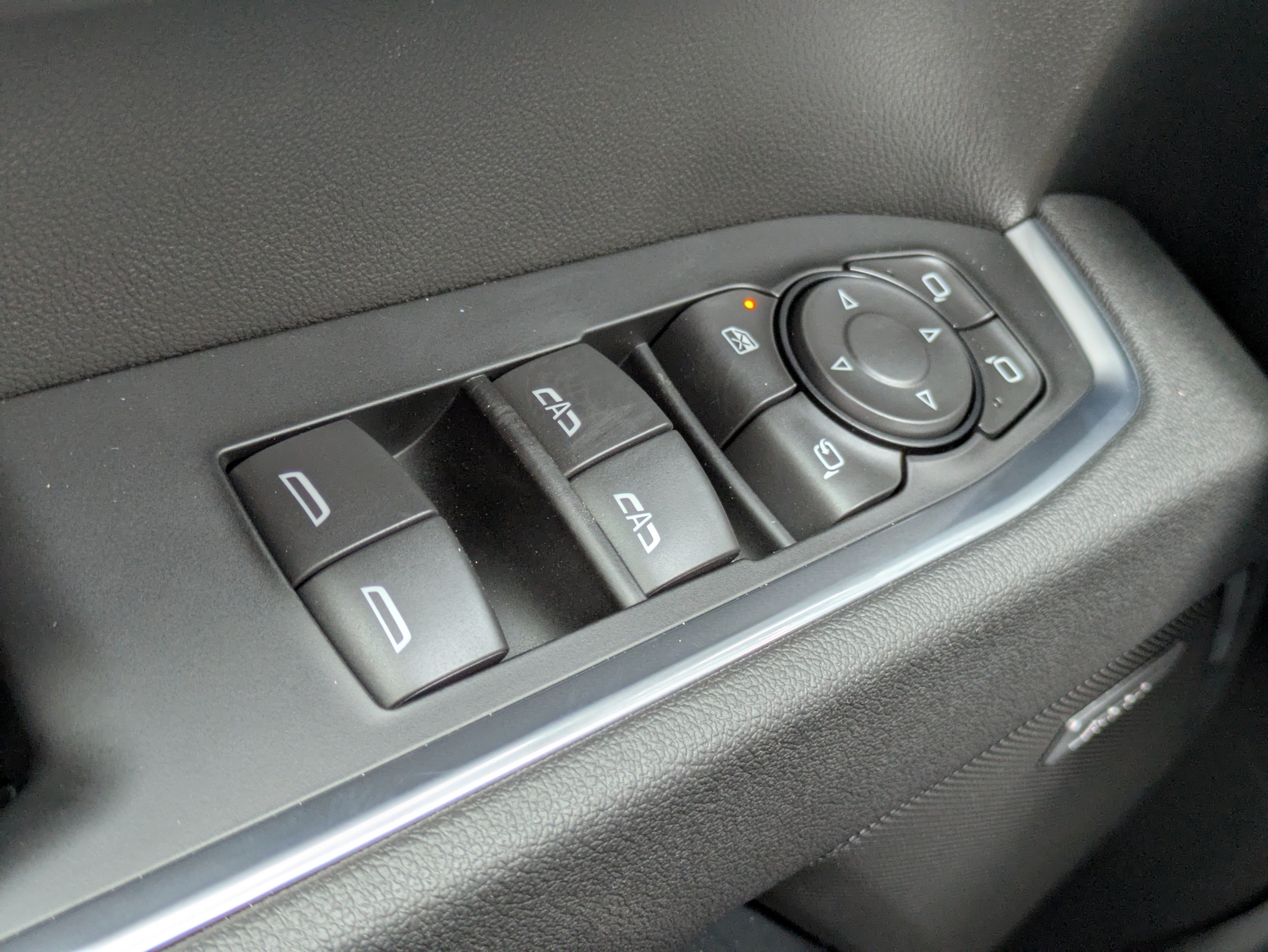 New 2026 Chevrolet Silverado 1500 LTZ w/ Technology Package AWD/4WD image 13