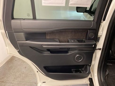 Used 2020 Ford Expedition Limited w/ Equipment Group 302A image 24